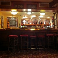 Foto tirada no(a) Hales Bar por Megan K. em 2/17/2011