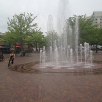 5/15/2012 tarihinde Harmony B.ziyaretçi tarafından Boise Centre'de çekilen fotoğraf