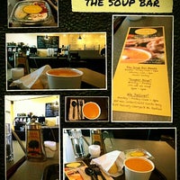 รูปภาพถ่ายที่ Soup Bar โดย Angela V. เมื่อ 7/28/2012