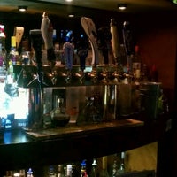 4/24/2012 tarihinde Freddie Q.ziyaretçi tarafından Metro Sportz Bar &amp;amp; Billiards'de çekilen fotoğraf