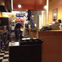 Снимок сделан в Uncle Joe&amp;#39;s Pizza пользователем Jeff P. 3/30/2012