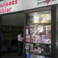 Foto tomada en Libros Revistas y Cafe Publicaciones Excelsior  por Orlando d. el 3/3/2012