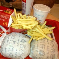 Photo taken at McDonald&amp;#39;s by Ibn Habib on 8/7/2012