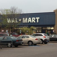 Photo taken at Walmart Supercenter by Vla G. on 3/30/2012