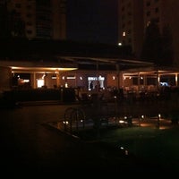 Foto tirada no(a) COLORS - Eat, Drink, Party - (Hillside City Club) por Kaan A. em 6/1/2012