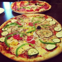 Photo taken at Pizzeria Maslina by AnaCatanna on 12/2/2012