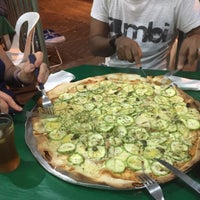 Photo taken at Pizzaria do Chico by Hanry M. on 9/4/2016