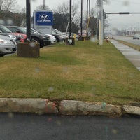 Photo prise au Checkered Flag Hyundai par Fred le2/23/2013