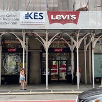 Photo taken at Levi&amp;#39;s Store by Jeremy on 7/5/2022