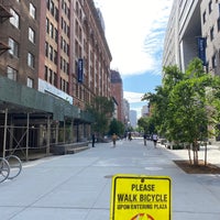Photo taken at East 25th Street Plaza - Baruch College by Jeremy on 7/5/2022