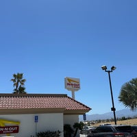 Photo taken at In-N-Out Burger by Jeremy on 4/29/2024