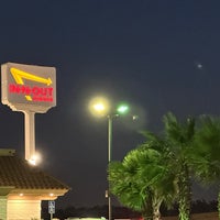 Photo taken at In-N-Out Burger by Jeremy on 3/5/2024