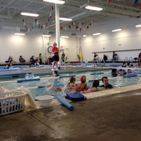 Foto tomada en Tom Dolan Swim School  por Jonathan F. el 10/27/2012