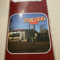Photo taken at Mickey&amp;#39;s Diner by dgw on 11/22/2016
