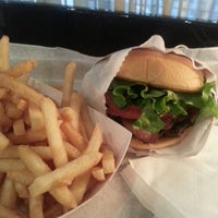 Photo taken at Go Burger by g S. on 12/27/2012