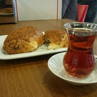 Photo taken at Karadeniz Pastanesi by 💣🌟 Adem Ö. on 10/13/2016