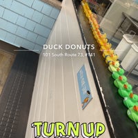 Снимок сделан в Duck Donuts пользователем B Z. 1/24/2023