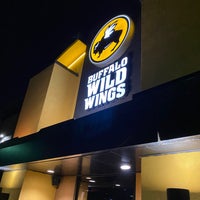 Photo taken at Buffalo Wild Wings by Mike T. on 6/3/2021