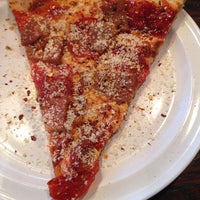 12/27/2013にJohn S.がCoal Fire Pizzaで撮った写真