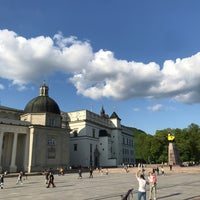 Foto tomada en Katedros aikštė | Cathedral Square  por Skirmantas J. el 5/15/2021
