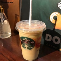 Photo taken at Starbucks by Dani-li on 2/13/2022