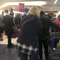 Photo taken at Delta Air Lines Check-in by Gianna A. on 1/30/2017