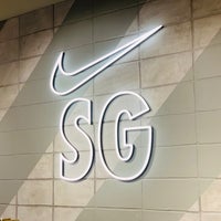nike shop orchard