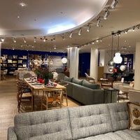 Photo taken at The Conran Shop by Gonny Z. on 12/6/2021