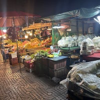 Photo taken at Mahanak Market by Gonny Z. on 2/6/2023