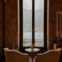 Foto diambil di Mandarin Oriental Lago di Como oleh Dana pada 4/28/2024