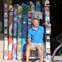 Foto tirada no(a) AMR Ski and Board Shop por AMR Ski and Board Shop em 11/11/2014