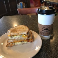 3/5/2018 tarihinde Larry J M.ziyaretçi tarafından Buon Giorno Coffee'de çekilen fotoğraf