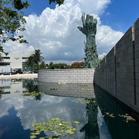 Foto tirada no(a) Holocaust Memorial of the Greater Miami Jewish Federation por J.T Jeff Armstrong EMT SMG em 7/4/2023