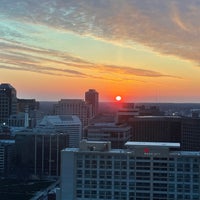 Das Foto wurde bei JW Marriott Indianapolis von Adrian H. am 3/30/2023 aufgenommen