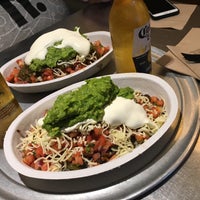 Photo taken at Chipotle Mexican Grill by Vladimir A. on 7/13/2016
