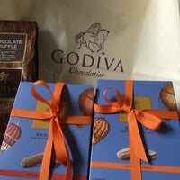 Photo taken at Godiva Chocolatier by Tisyang F. on 11/7/2016