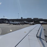 Photo taken at Gate F4 by Max G. on 5/12/2019