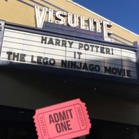 Снимок сделан в Visulite Cinema - Downtown Staunton пользователем Jenny L. 9/23/2017