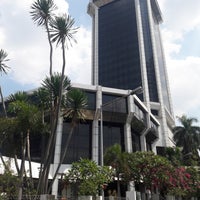 Review Kantor Pusat PT. Indosat Tbk.