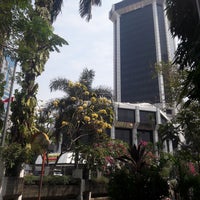 Review Kantor Pusat PT. Indosat Tbk.