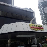 Review Kantor Pusat PT. Indosat Tbk.