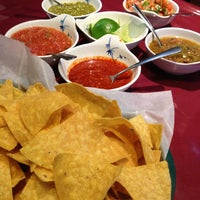 3/4/2013 tarihinde Mary C.ziyaretçi tarafından Carnitas Guanajuato'de çekilen fotoğraf