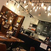 Foto diambil di Lulu&amp;#39;s Coffee &amp;amp; Co. oleh Galina K. pada 12/9/2019