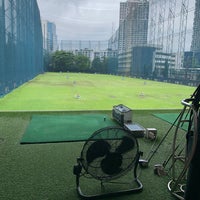 Photo taken at 42 Tee-Off Driving Range by yasustyle on 9/25/2022