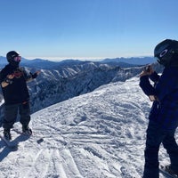 Photo taken at 苗場スキー場筍山山頂 by ふらんか on 1/16/2022