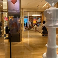 Photo taken at Louis Vuitton by Shinya I. on 2/7/2022