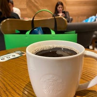 Photo taken at Starbucks by Shinya I. on 10/7/2022