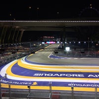 Photo taken at Singapore F1 GP: Turn 2 Sky Suites by Shinya I. on 9/19/2014