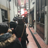 Photo taken at 一蘭 天神店 by Haruki E. on 1/2/2016