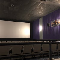 Photo taken at Holiday Cinemas Stadium 14 by Daniel P. on 10/13/2018